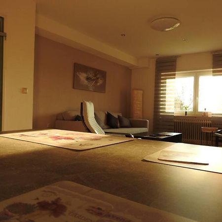 Schöne gemütliche Ferienwohnung mit Fernblick. Nalbach Exterior foto